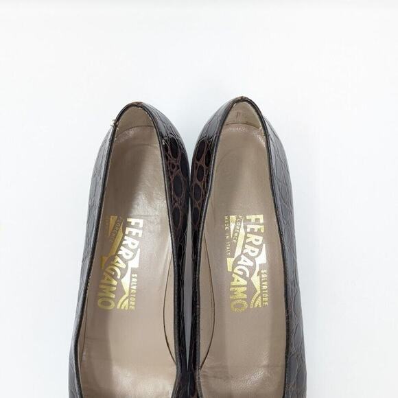 Salvatore Ferragamo Heels Brown Croc Embossed Leather 7.5 AAAA Low Block Heel - Picture 4 of 12